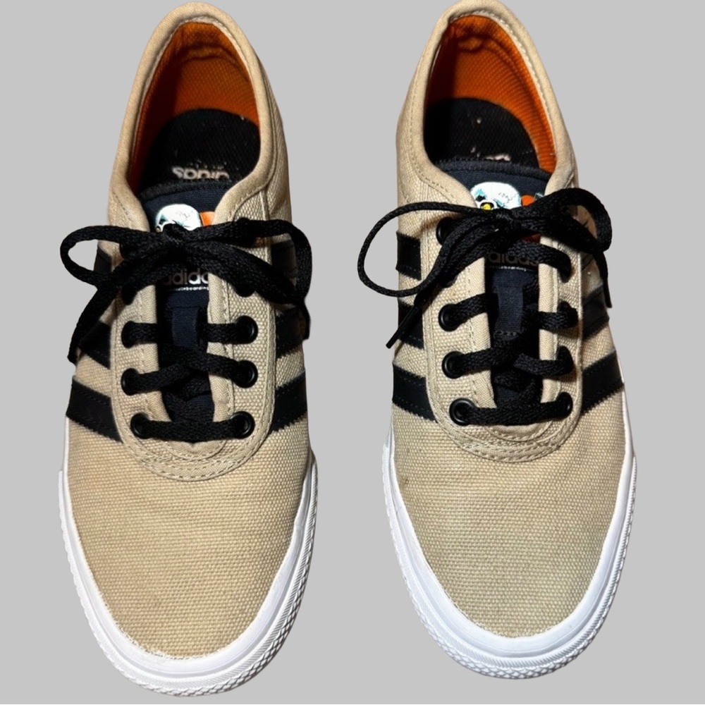 Adidas Adi-Ease Size US Men 7; Women’s 8.5